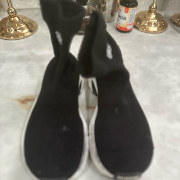 Balenciaga Black Sneakers - Picture 1 of 5